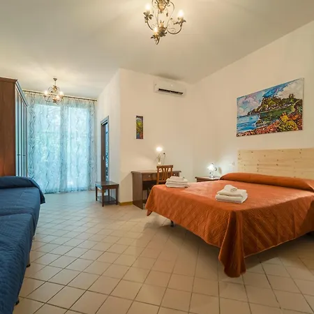 Il Vivaio Santa Teresa Di Riva